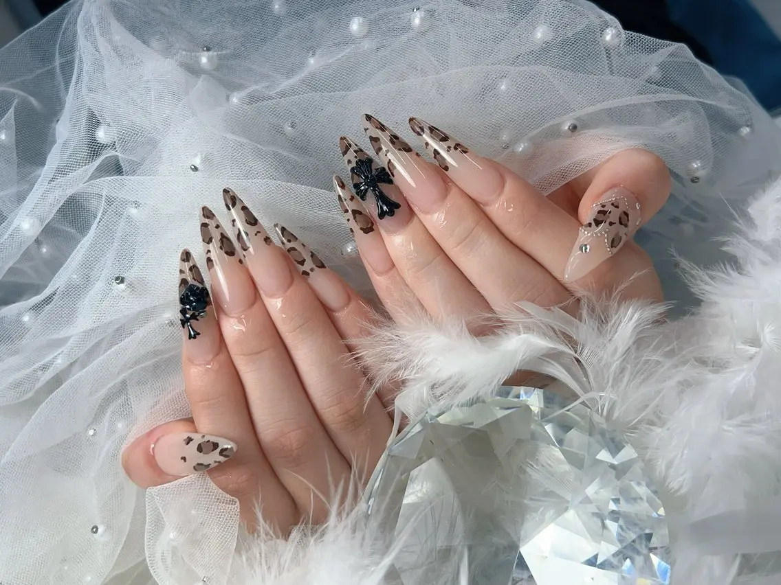 ネイル ハンドネイル bijou nailsのネイルデザイン