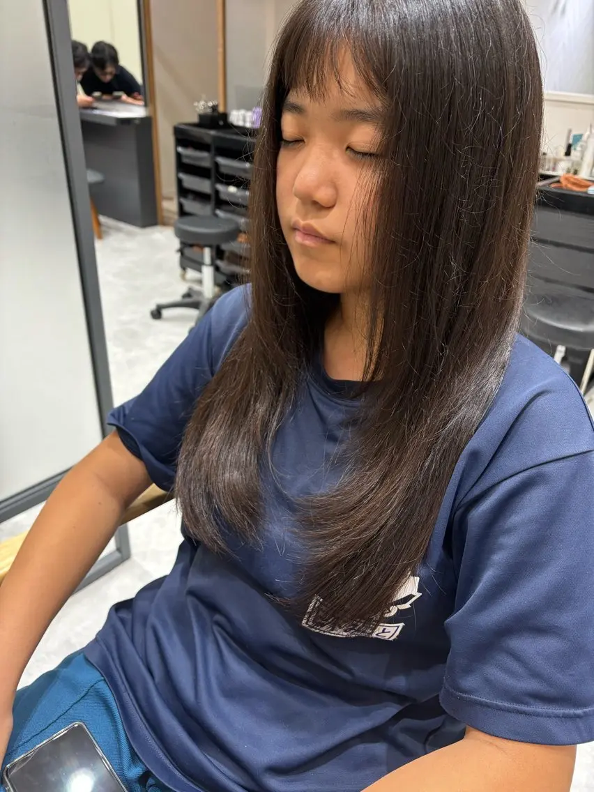 セミロング 國井 結花のヘアスタイル