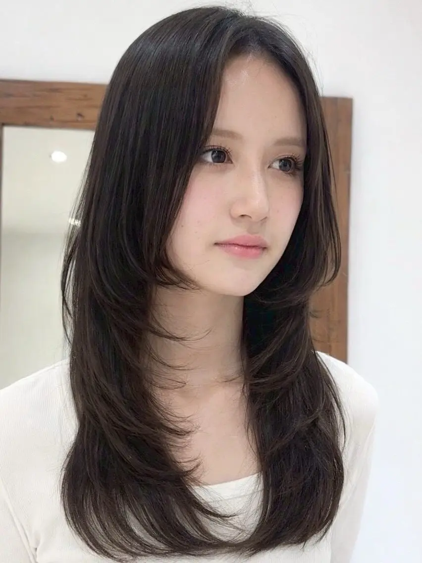セミロング ボブ 顔まわりレイヤー ハッシュカット 髪質改善 韓国風ヘア カット ヘアカラー トリートメント 立川/レイヤー/ 透明感Wカラーのヘアスタイル