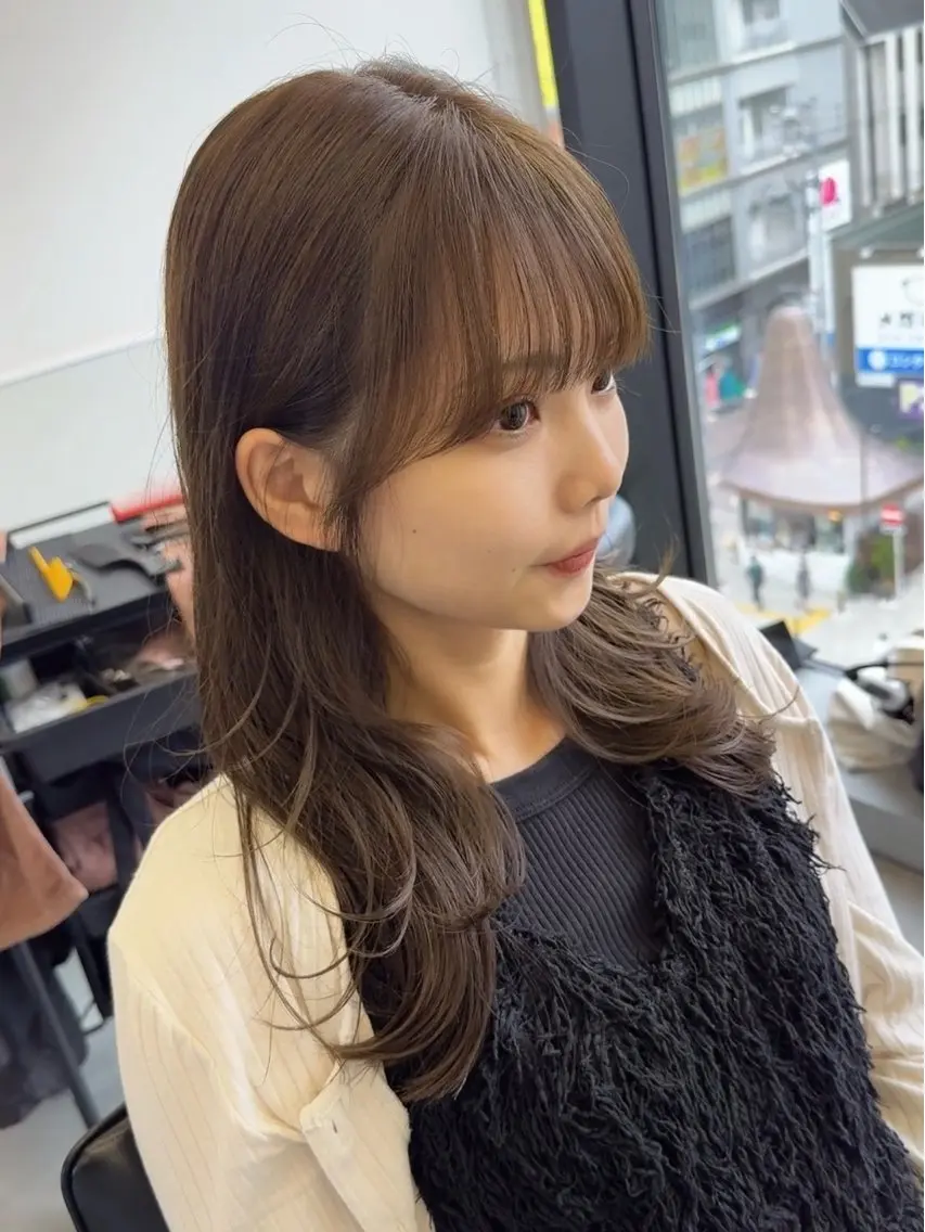ロング カラー 顔周りカット カット ヘアカラー トリートメント 韓国ヘア🇰🇷 スズキのヘアスタイル