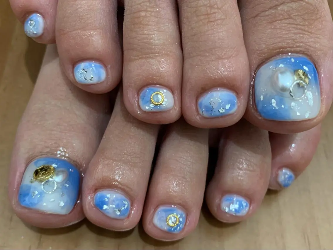 ネイル アートネイル ブルー フットネイル 中川 愛理のネイルデザイン