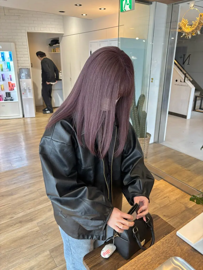 ロング パープルカラー 髪質改善 トリートメント カット ヘアカラー トリートメント 前田 菜奈子のヘアスタイル