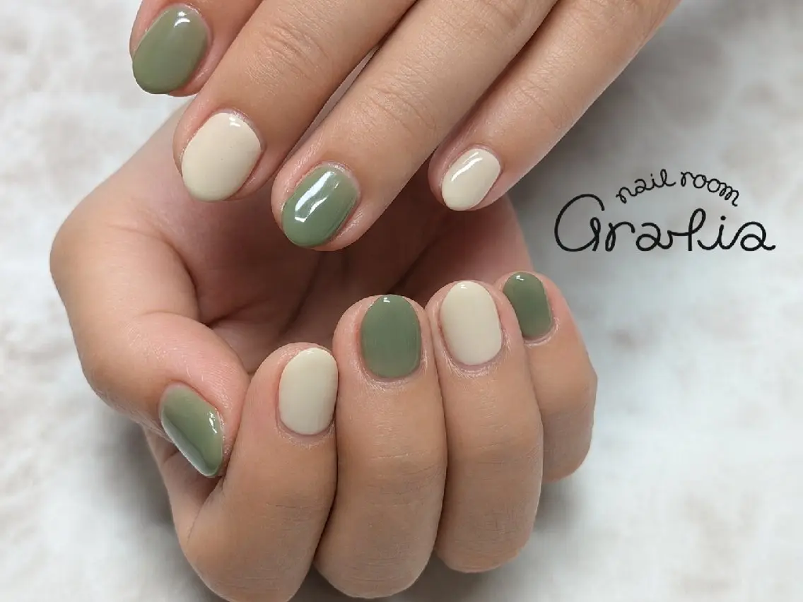 ネイル シンプルネイル gratia 中村のネイルデザイン