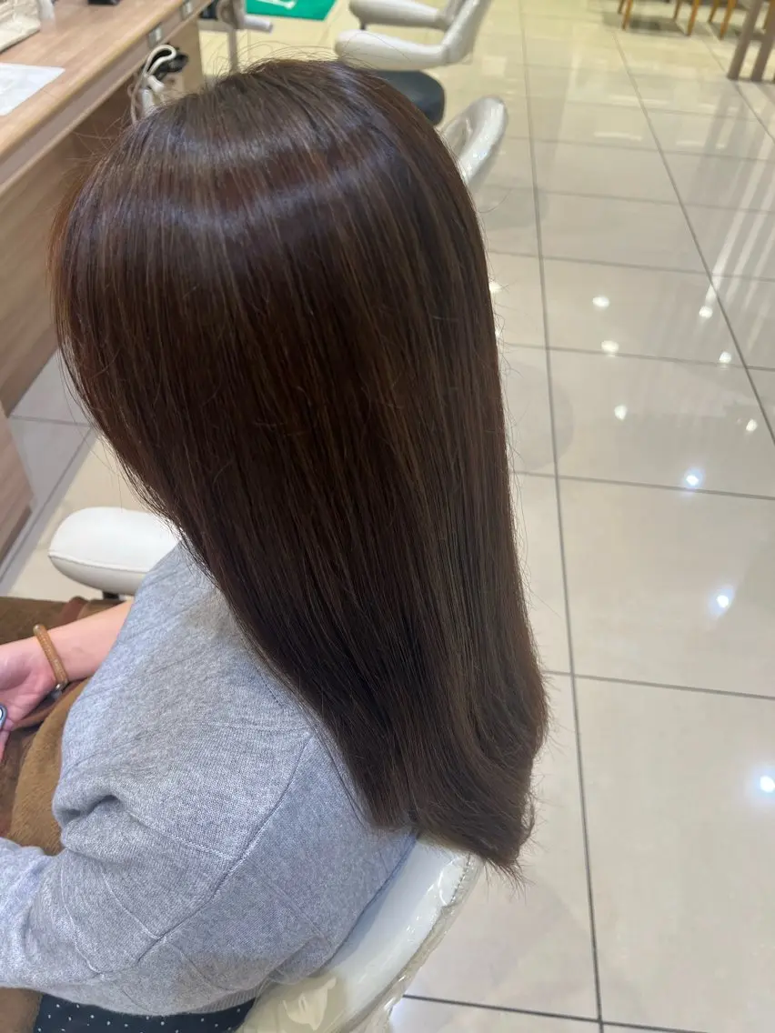 ロング まとまる艶髪艶カラー 🤍内田さわか🎀のヘアスタイル