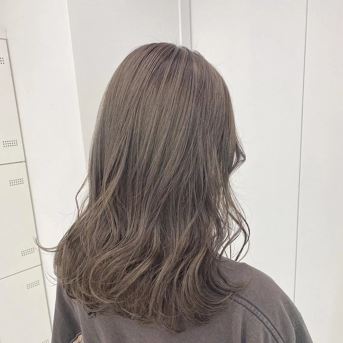 セミロング カラー ヘアアレンジ ダブルカラー｜ なおき｜池袋美容師のヘアスタイル