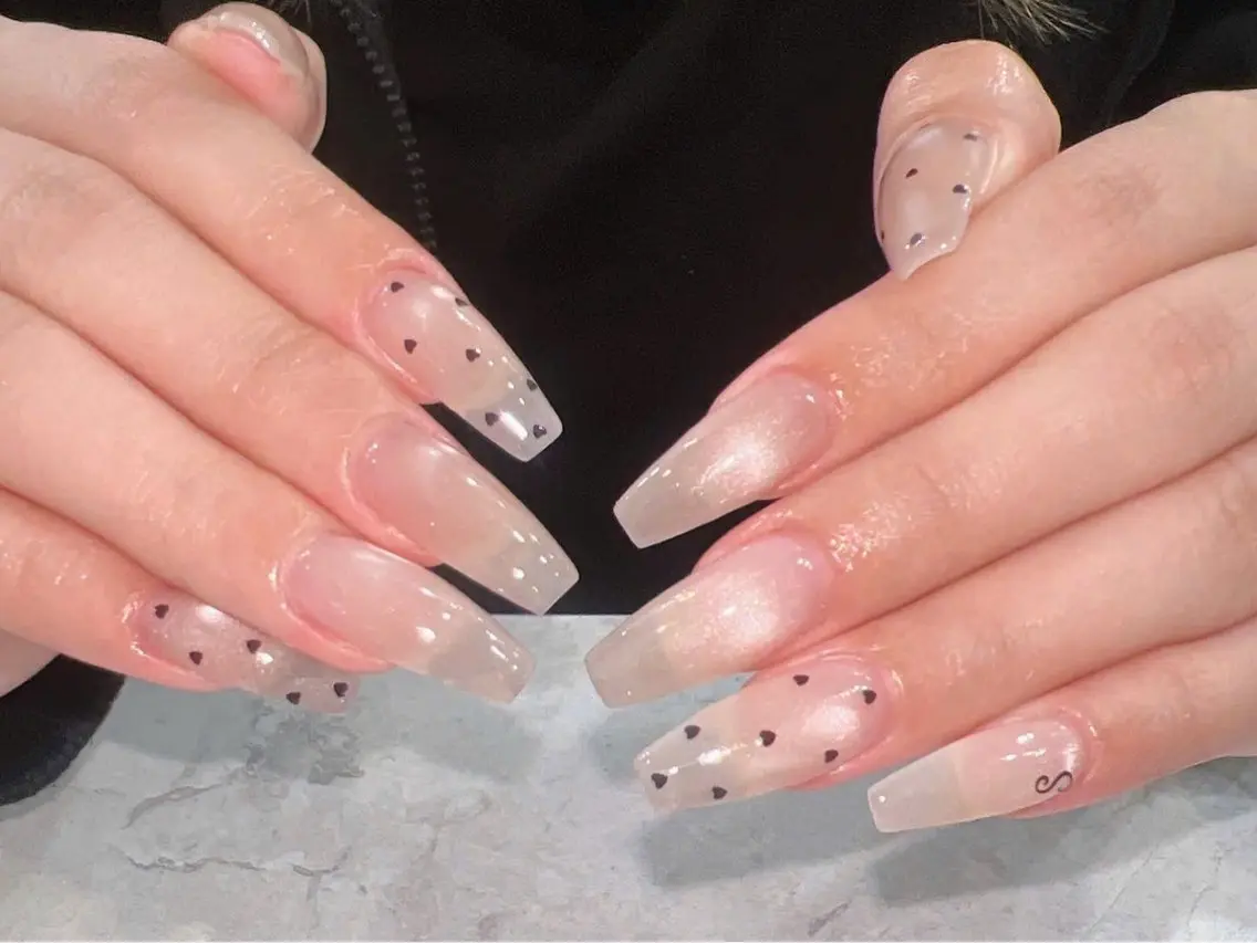 ネイル オーロラネイル ボルドー ブラウン 氷ネイル・うるうるネイル キラキラネイル ハンドネイル Sora  Nail 長さ出し専門店のネイルデザイン