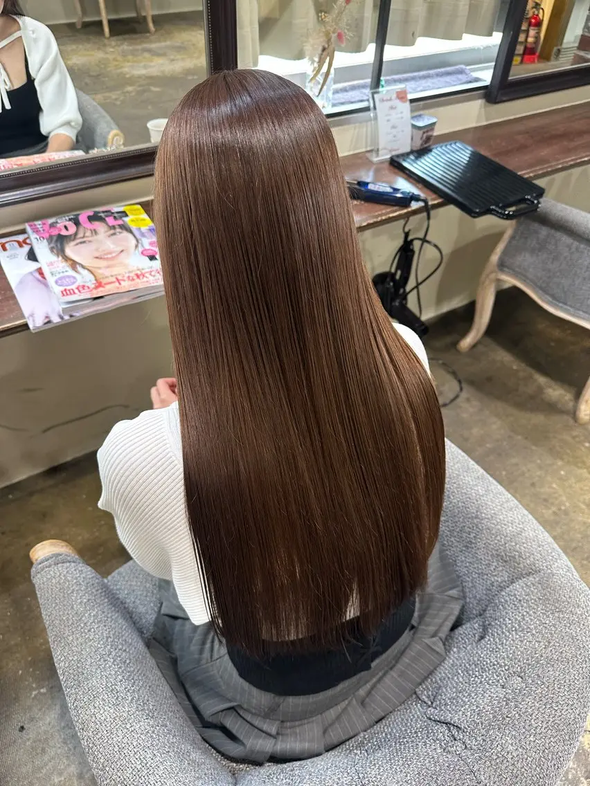 ロング カラー ヘアカラー トリートメント Aimee Shieのヘアスタイル