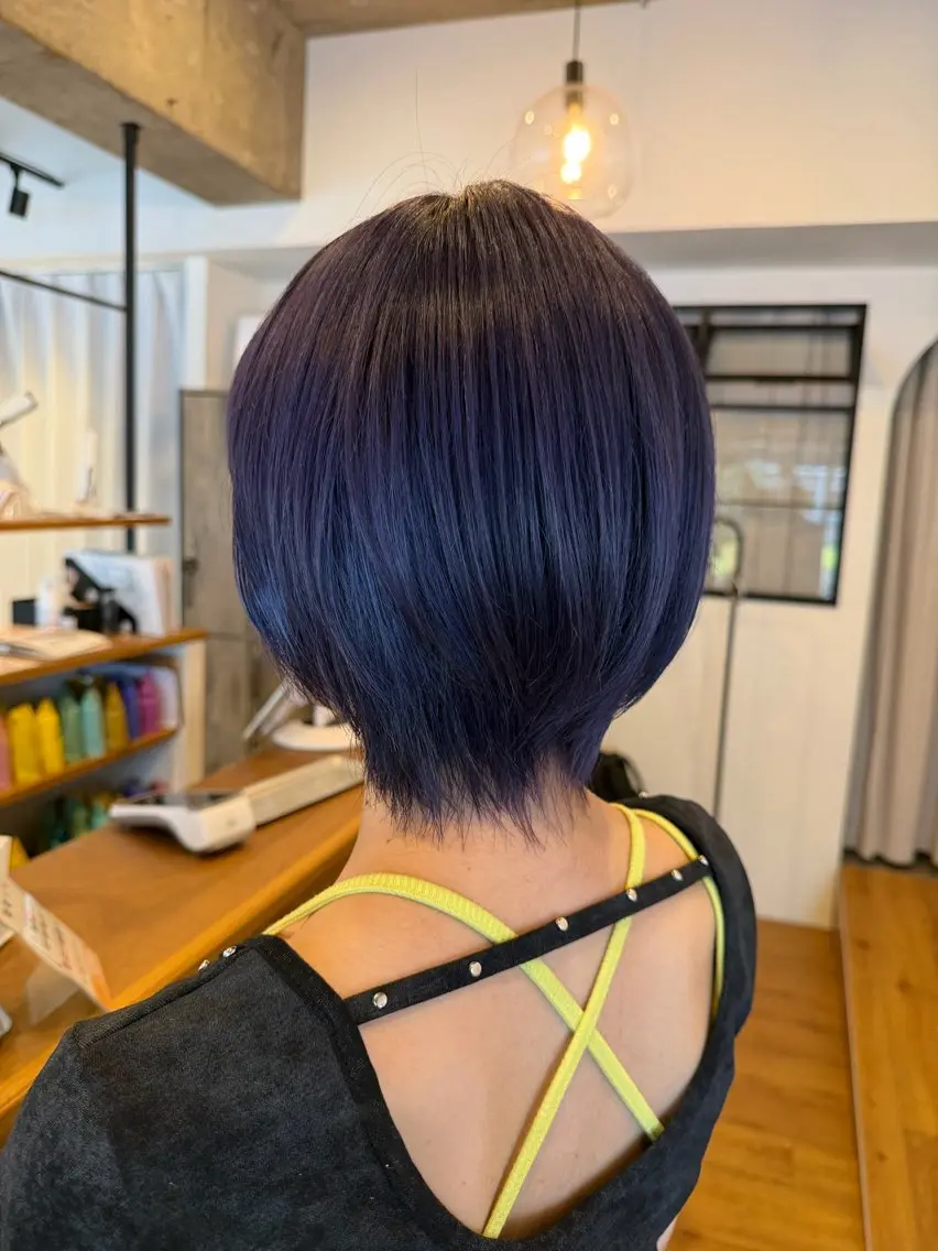 ショート カラー ブリーチ ラベンダーカラー ヘアカラー La Coeur AKIのヘアスタイル