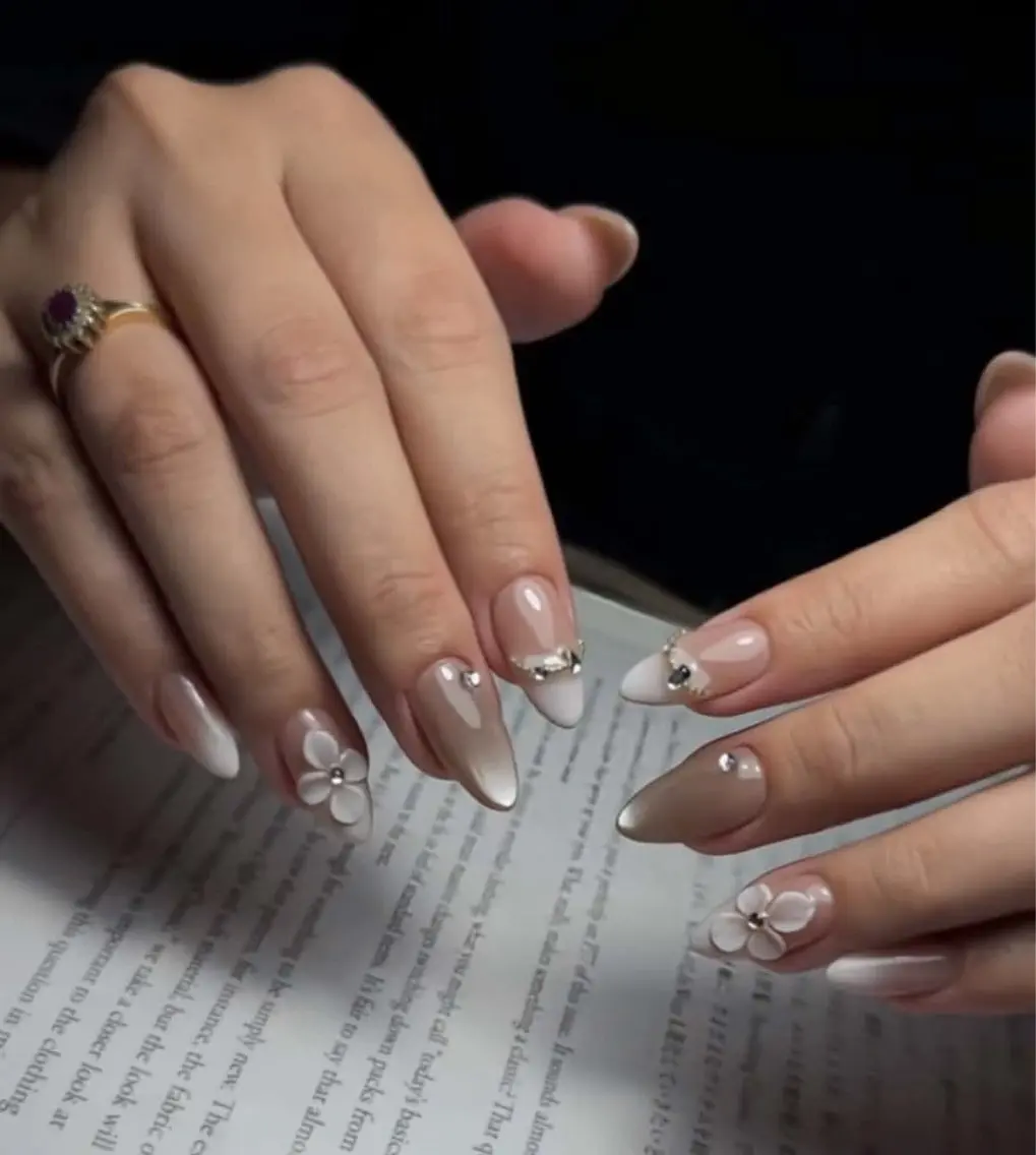 ネイル ハンドネイル TINA NAILのネイルデザイン