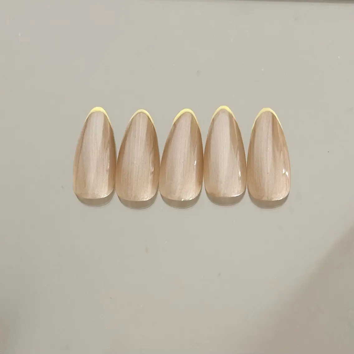 ネイル ブラウン フレンチネイル ラメ(グリッター) シンプルネイル 夏ネイル ハンドネイル __shiho. nailのネイルデザイン