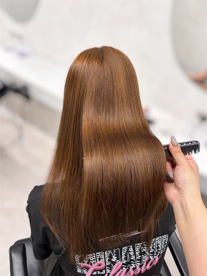 ロング カラー ブリーチ ブラウンカラー ブリーチなしカラー オレンジ オレンジブラウン ヘアカラー トリートメント 垢抜けダブルカラー/ ボブ AYAKAのヘアスタイル
