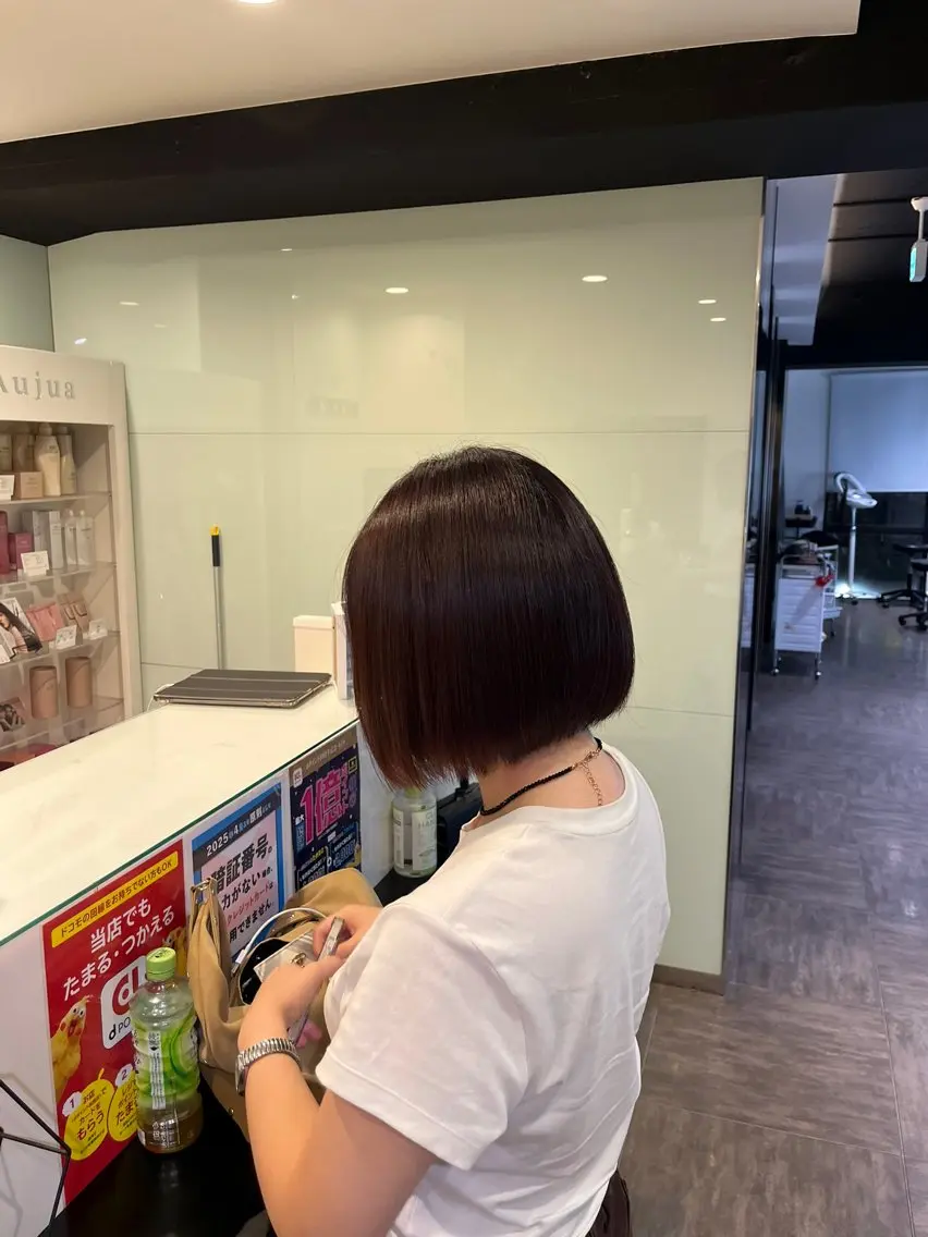 ⭐️平日限定⭐️骨格矯正カット+透明感ワンカラー+コーティングTRの写真