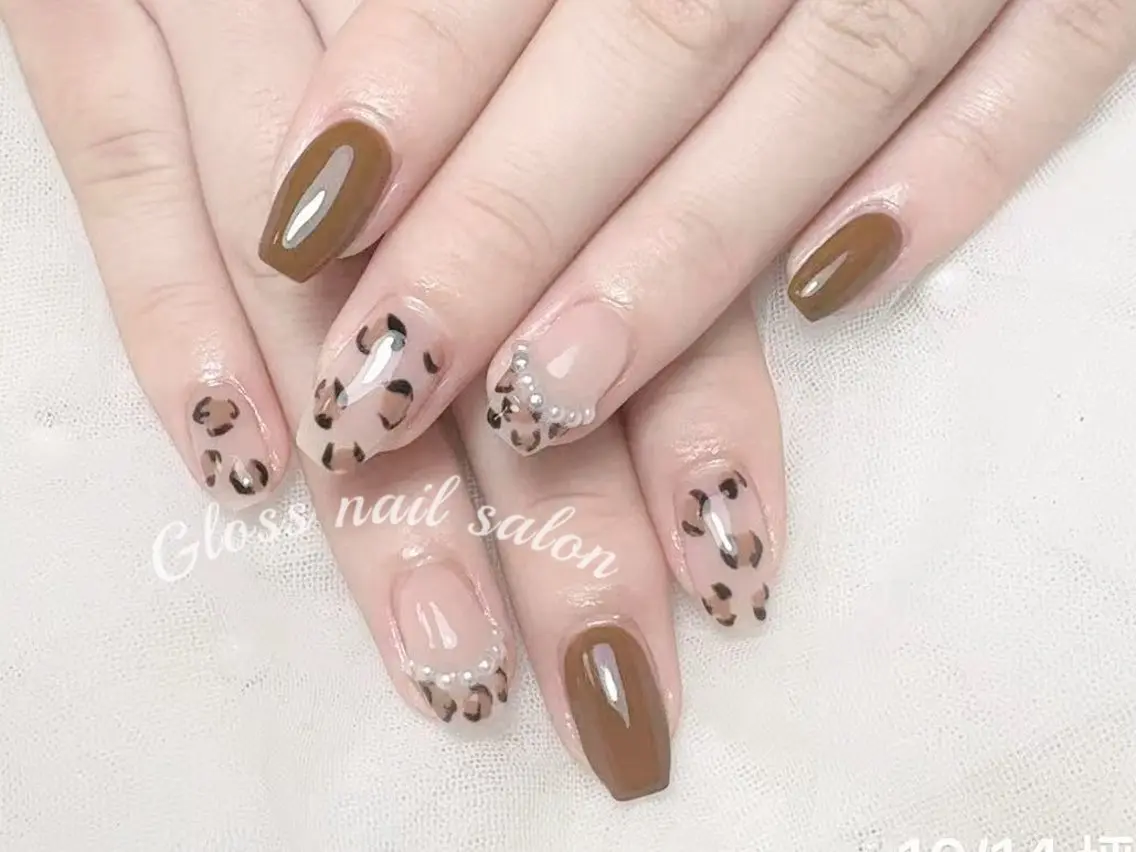 ネイル Gloss nail ジェル&長さだし専門のネイルデザイン