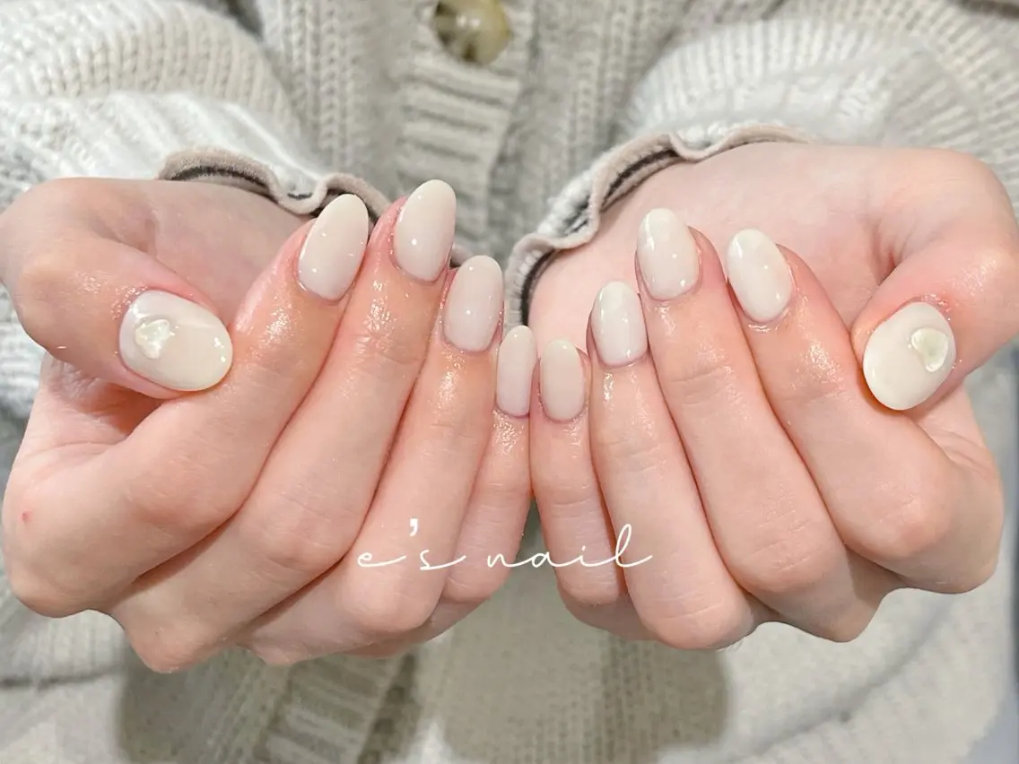 ネイル e’s nail Lumièreのネイルデザイン