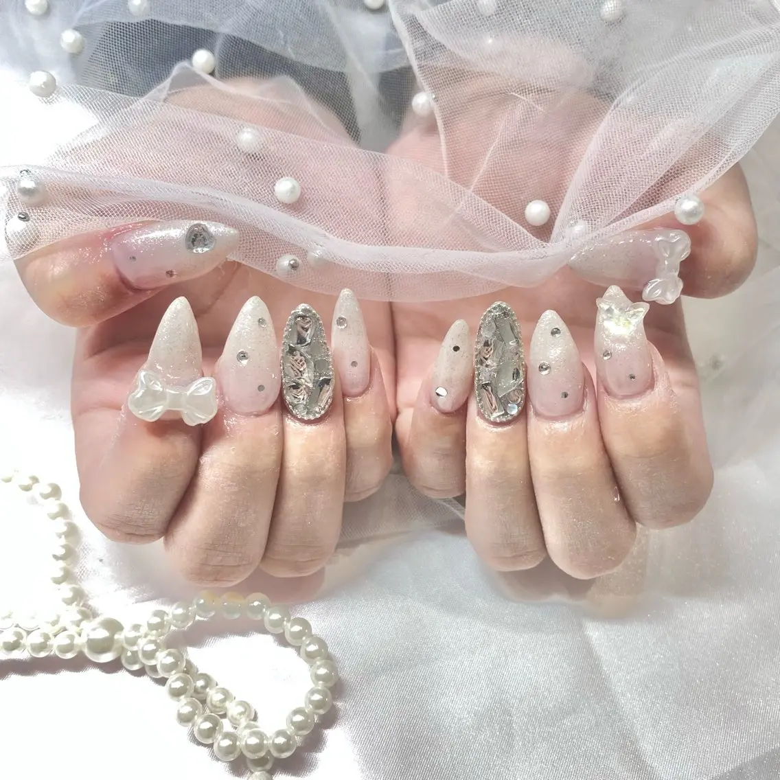 ネイル ハンドネイル Yveil 心斎橋店 hirokoのネイルデザイン