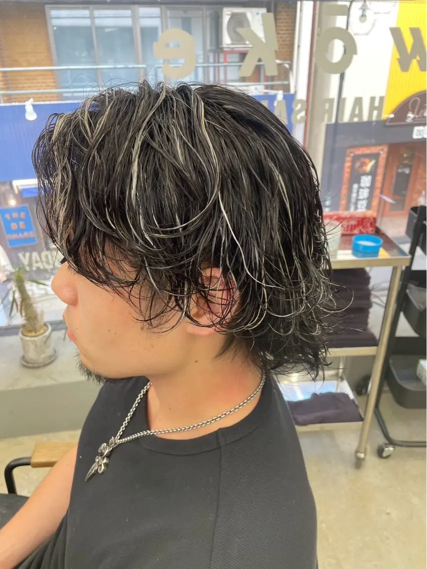 ミディアム パーマ メンズ メンズ専門サロン wokeのヘアスタイル