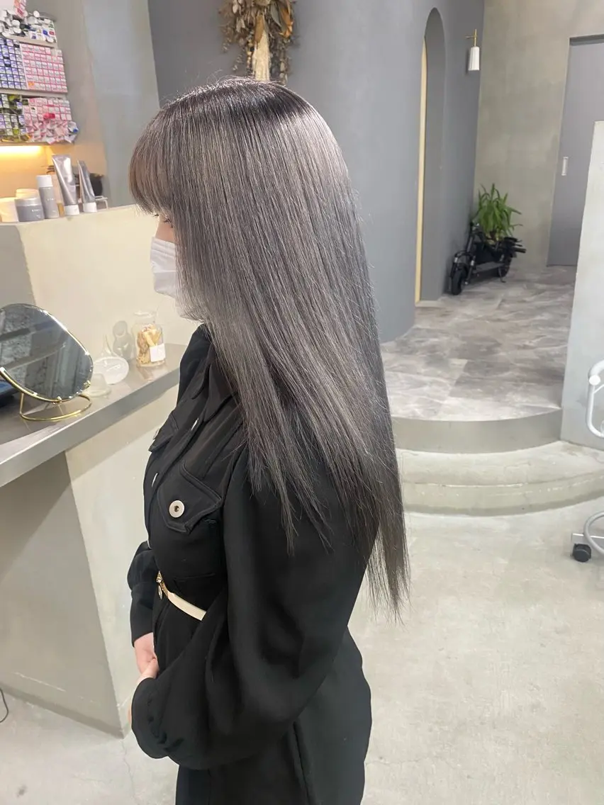 ロング カラー ヘアカラー 前橋 姫奈のヘアスタイル