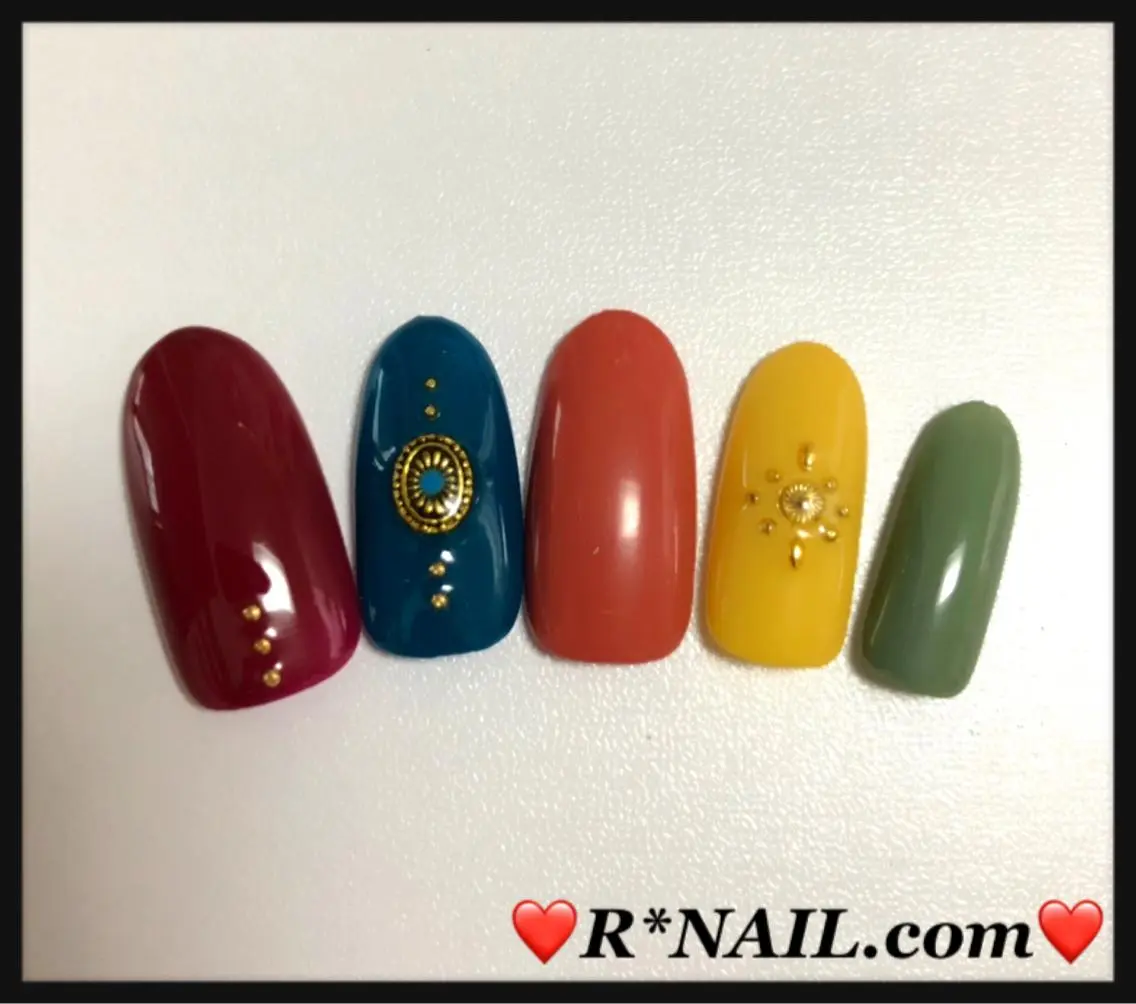 ネイル R*NAIL .comのネイルデザイン