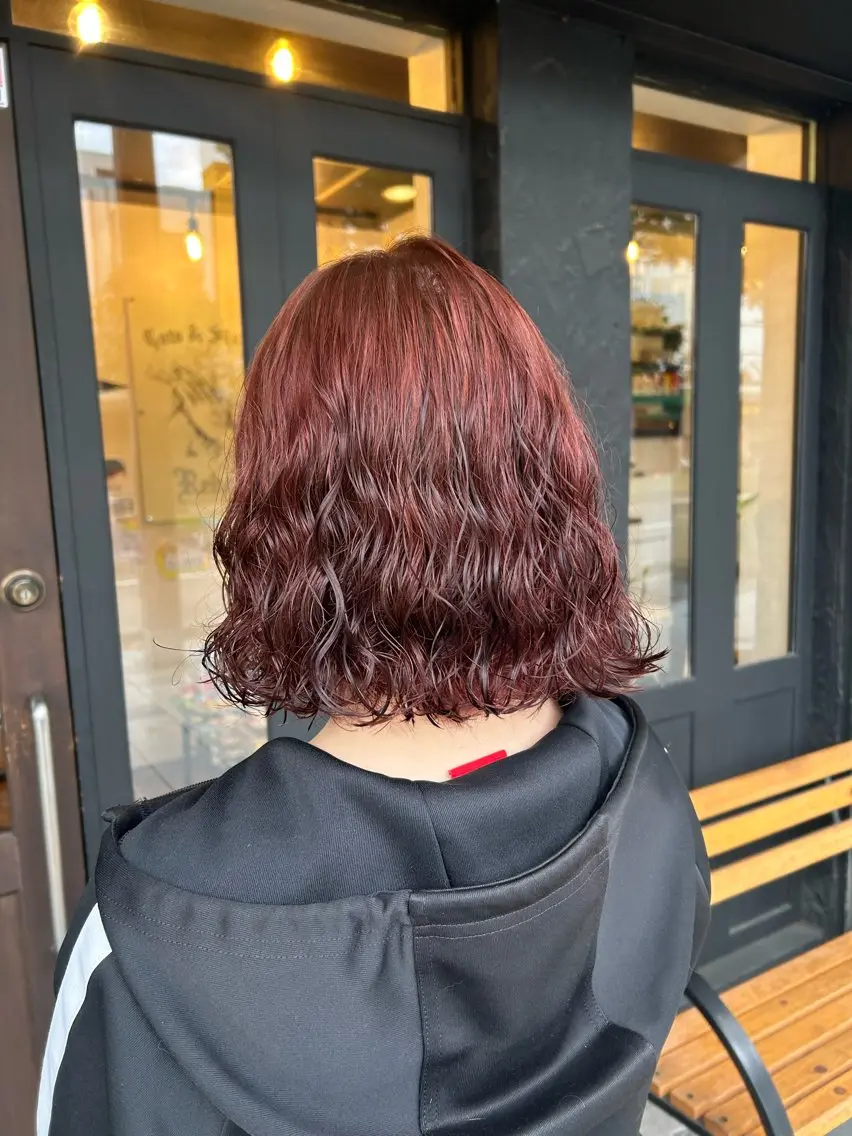 ショート カラー パーマ ブリーチ ブリーチなしカラー レッドカラー ヘアカラー パーマ Infinity -Miko-【艶】のヘアスタイル
