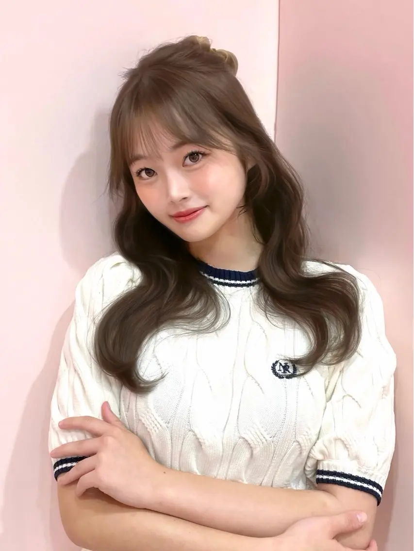 セミロング カラー ベージュカラー ブリーチ ブラウンカラー チョコレートブラウン 透明感カラー ヘアカラー 渋谷/韓国ヘア/ 顔まわり♡Ayakaのヘアスタイル