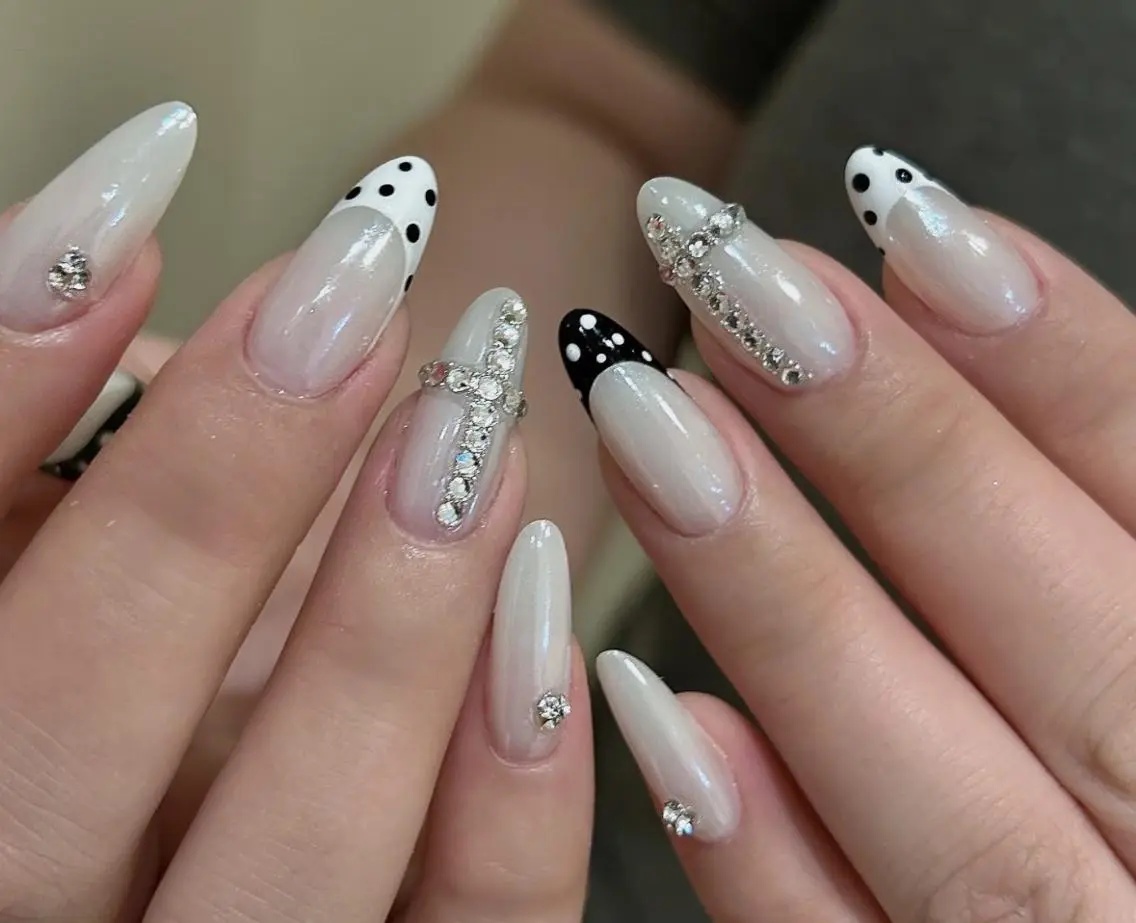 ネイル ハンドネイル Pure&Rich Nailのネイルデザイン