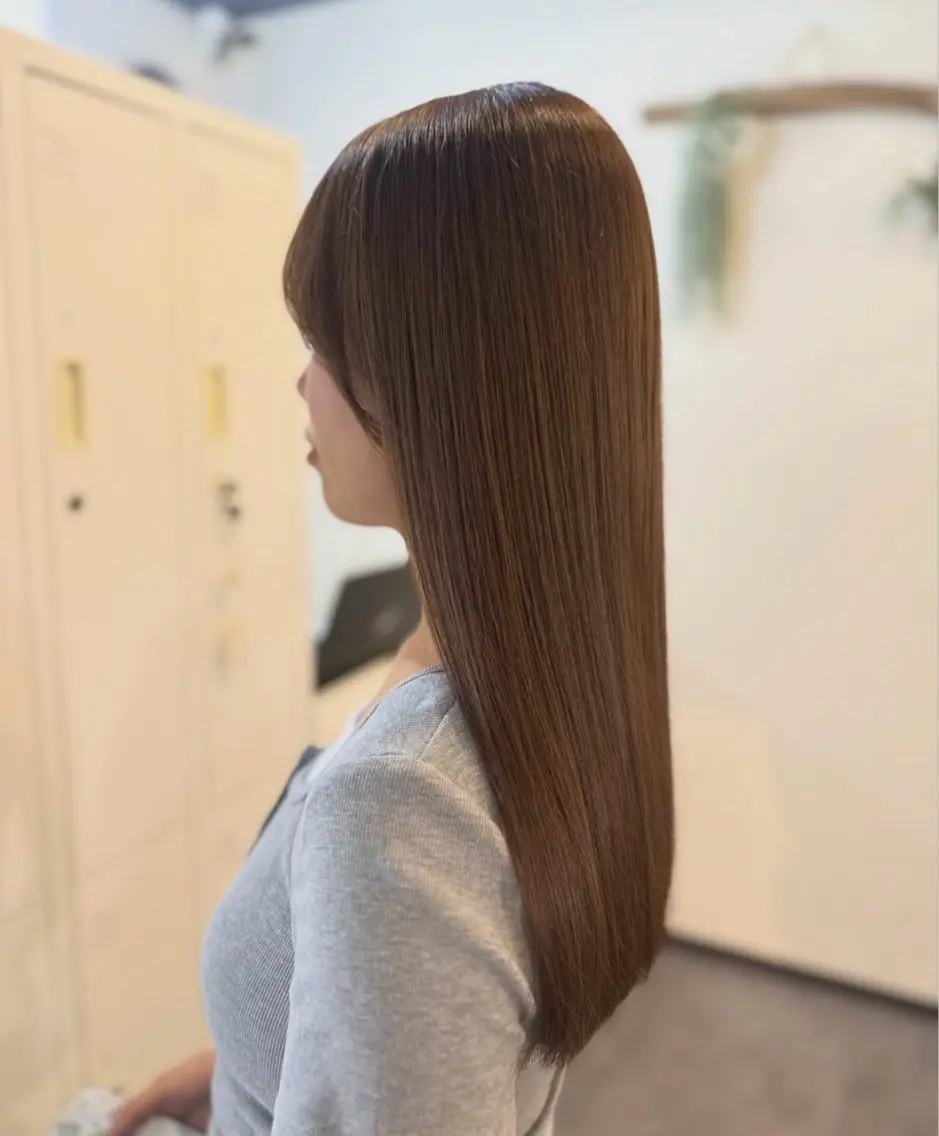 カラー ブリーチ ダブルカラー ブリーチなしカラー カット ヘアカラー Sherry/R 三川町　木村祐里奈のヘアスタイル