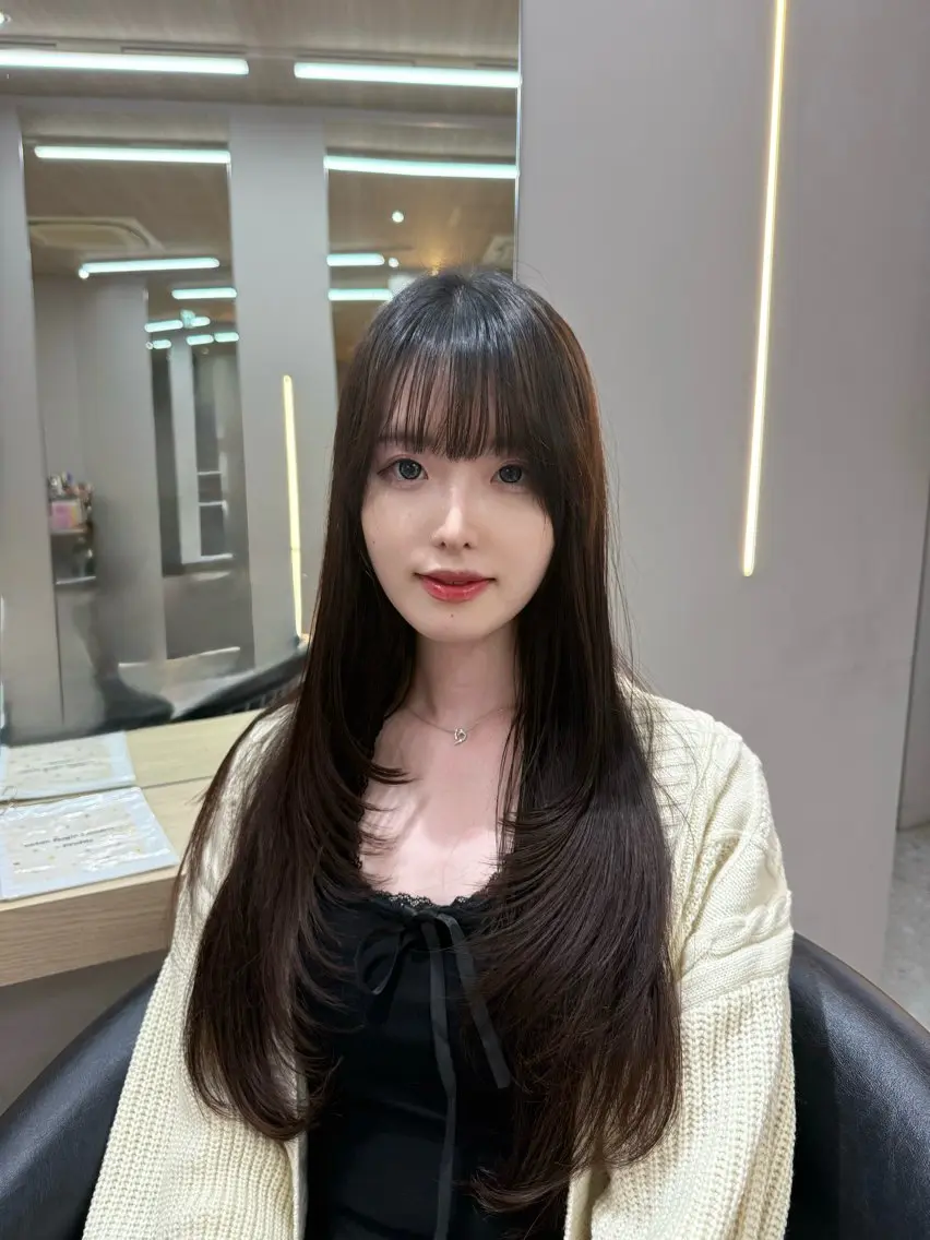 ロング くびれヘア 顔周りカット 髪質改善 韓国風ヘア レイヤーカット 平山 翔意のヘアスタイル