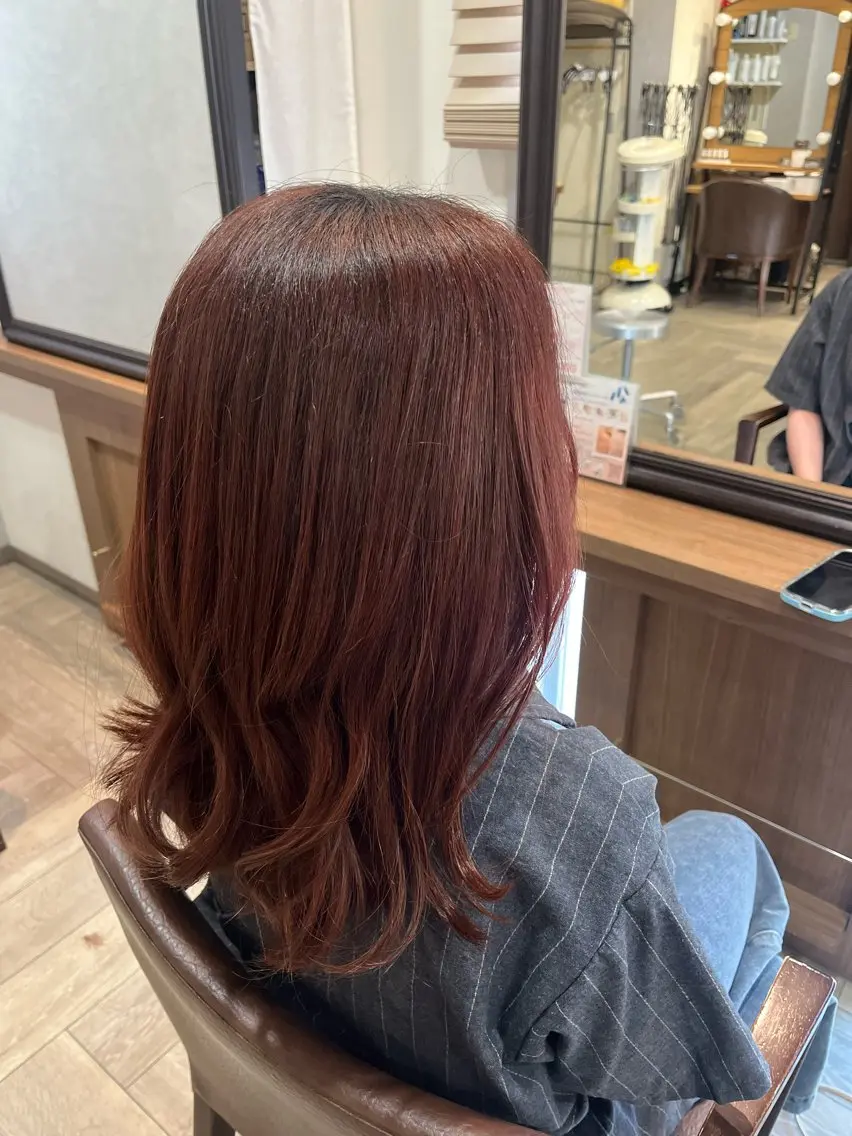 カラー ボルドーカラー いまい ちひろのヘアスタイル