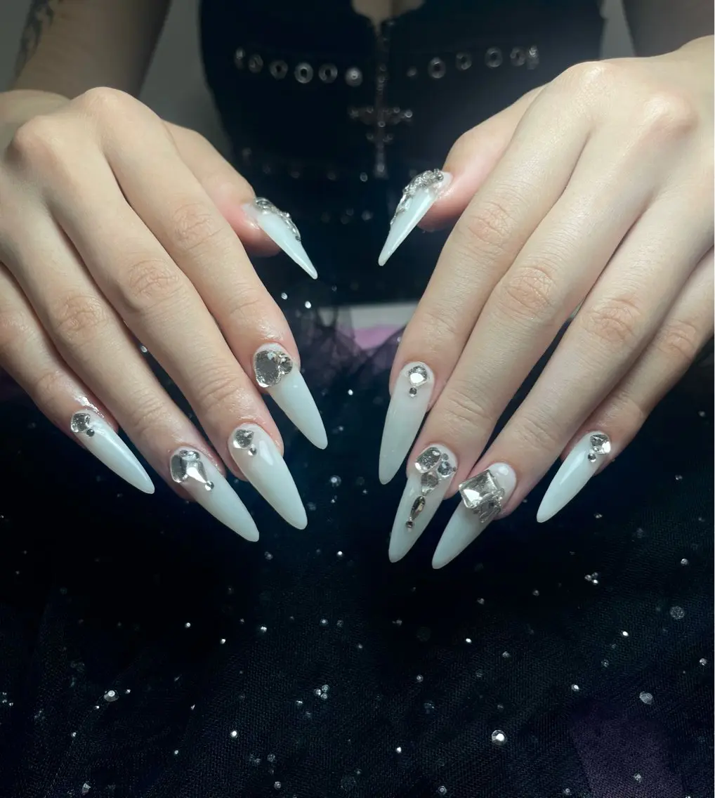 ネイル 韓国ネイル マグネットネイル 持ち込み ニュアンスネイル シンプルネイル ハンドネイル Huyn Nail Shinjyukuのネイルデザイン