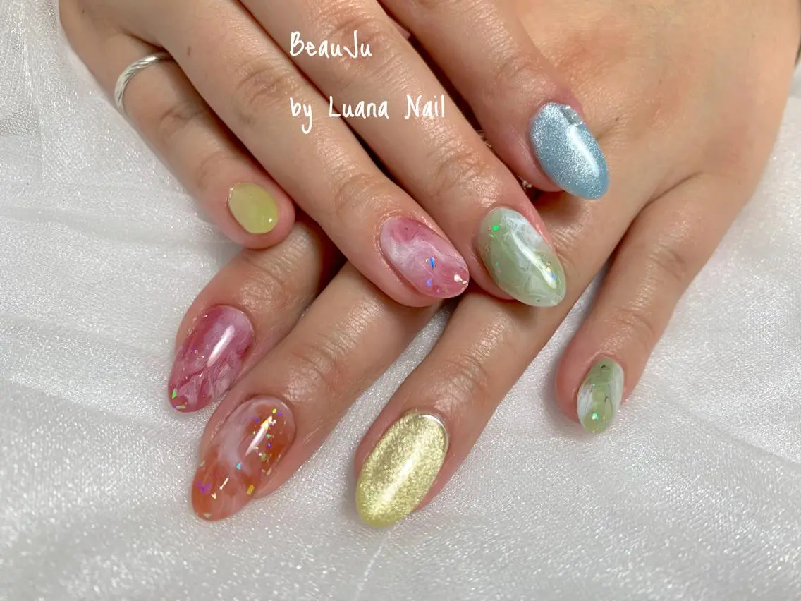 ネイル マグネットネイル ハンドネイル BeauJu by Luana Nailのネイルデザイン