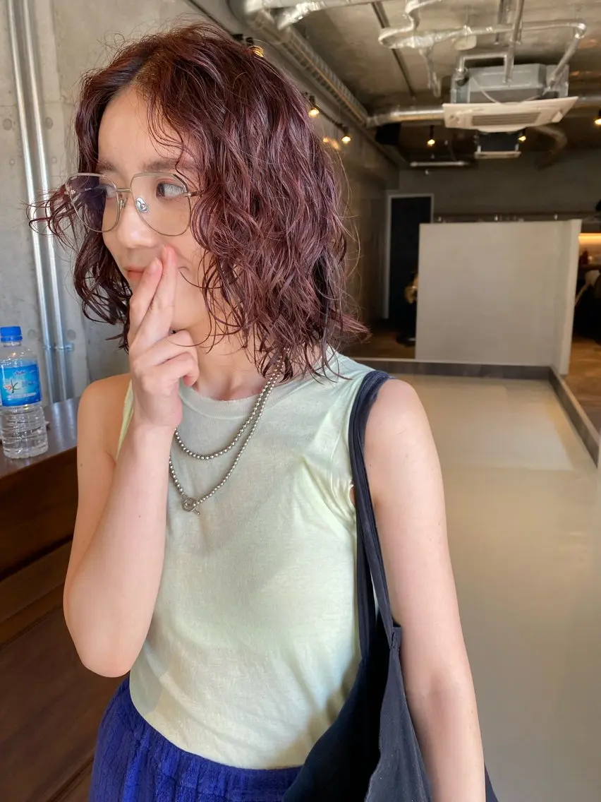 ミディアム カラー パーマ ミディアムパーマ レッドカラー 🧼柴田 健太郎🧼のヘアスタイル
