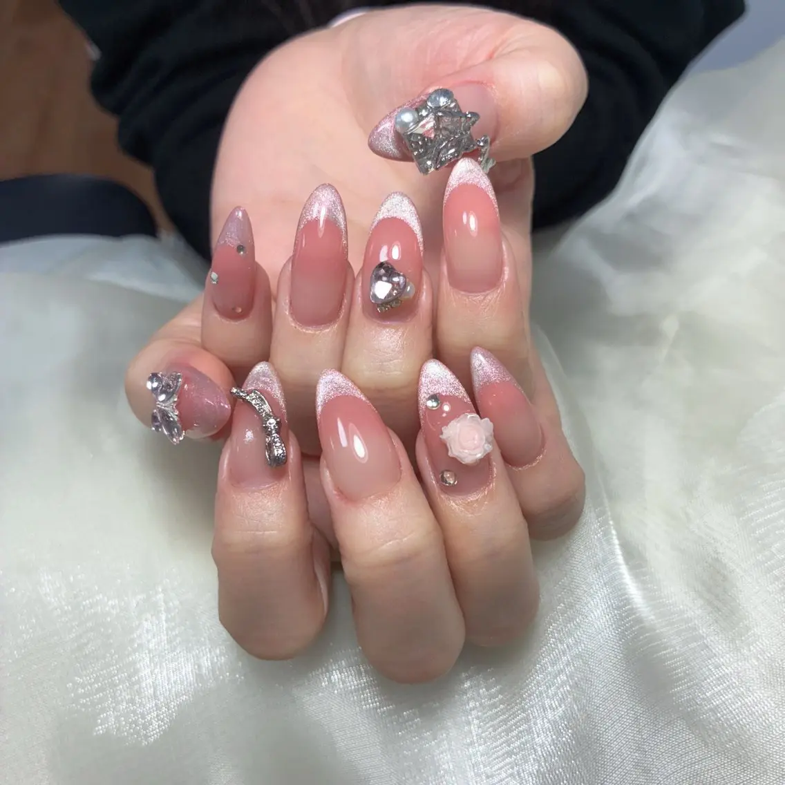 ネイル チークネイル 桜ネイル 長さ出し フレンチネイル マグネットネイル ハンドネイル YOINAIL ヨイネイルサロンのネイルデザイン