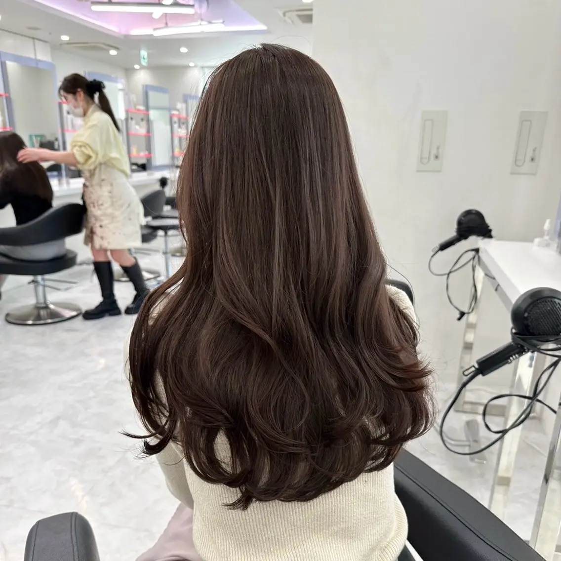 ロング カラー ふわっと抜け感🫧 ブラウンベージュ🤎のヘアスタイル