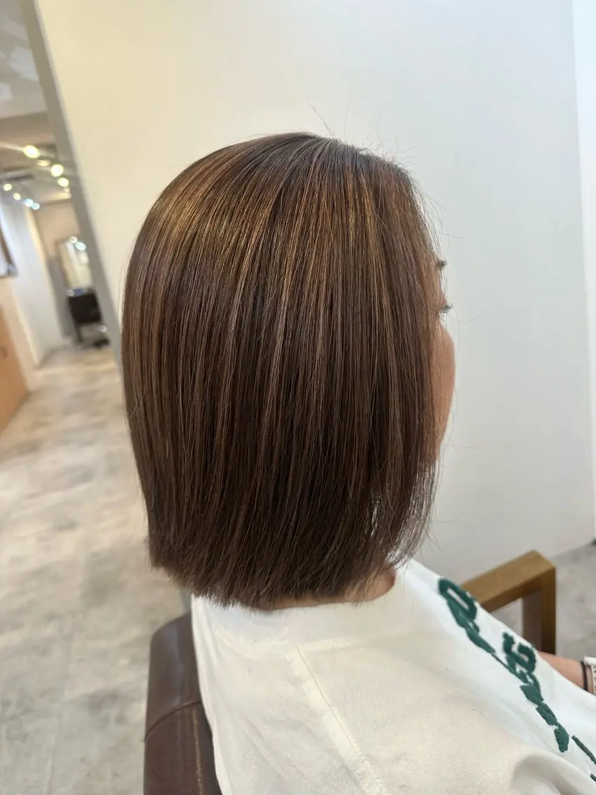 カラー ハイライトカラー 安藤 聖麻のヘアスタイル