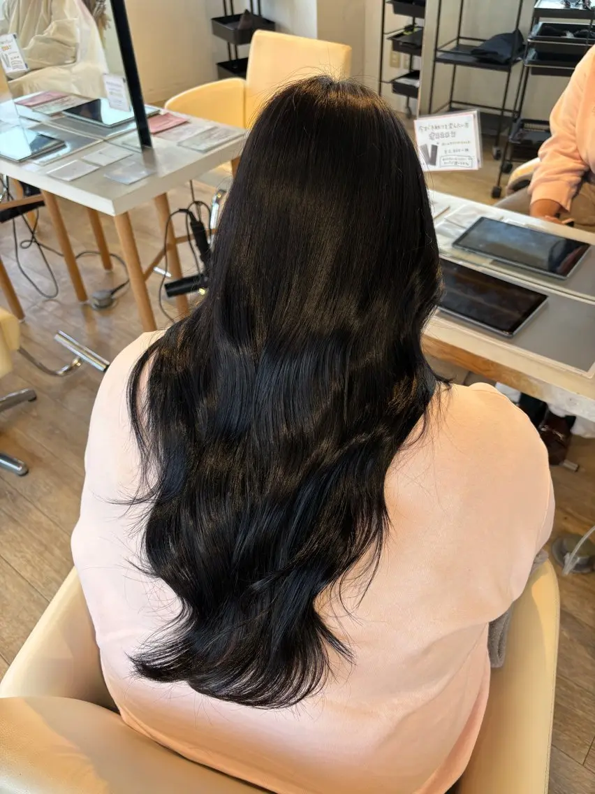 カラー 黒髪 ブリーチ ブルーカラー ブルーブラック ♡ ♡のヘアスタイル