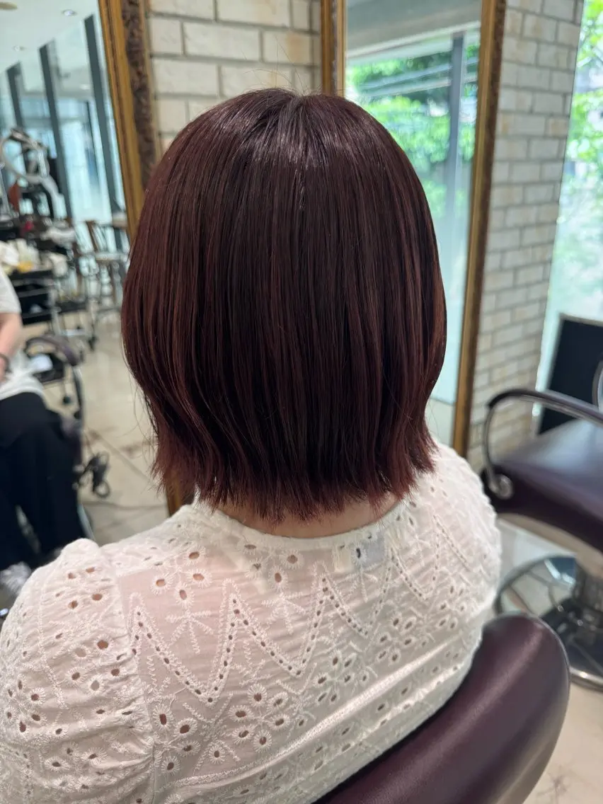 ショート ピンクブラウン ヘアカラー 大人可愛い♡コテ巻き パーマ🌼杉田 萌恵のヘアスタイル