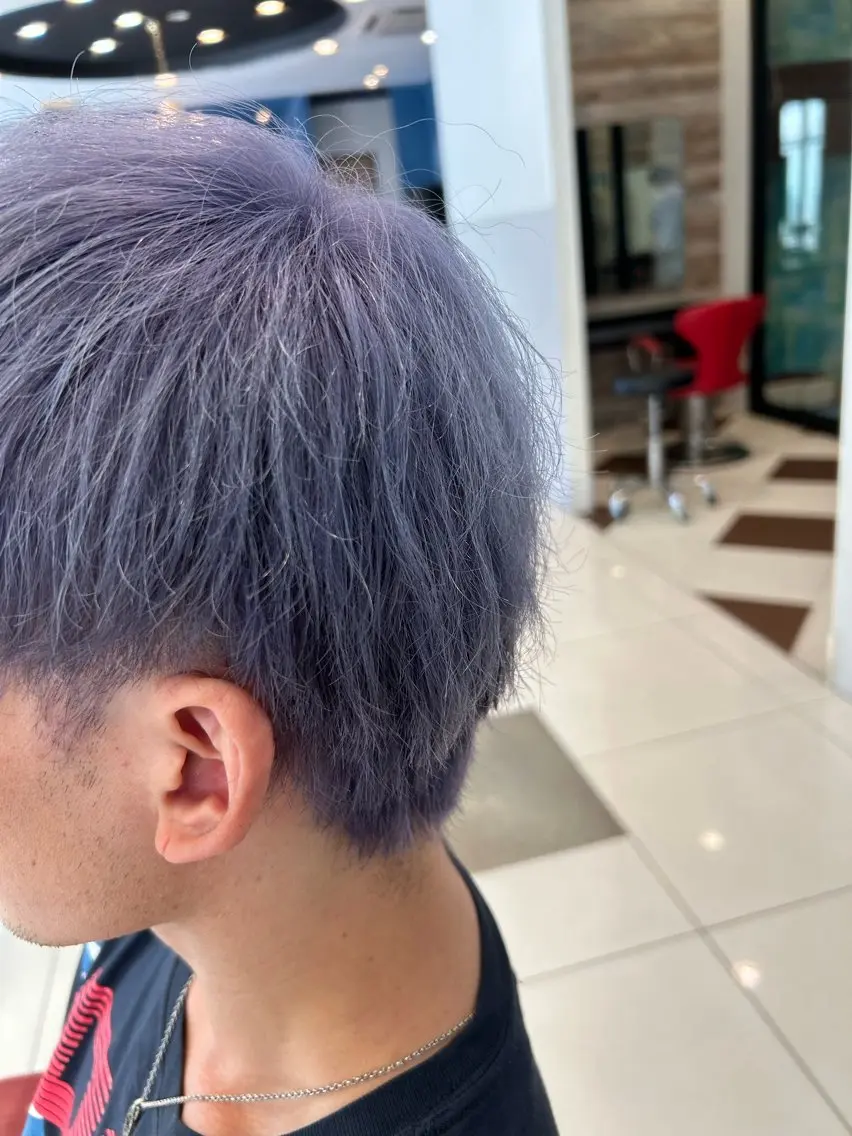 ショート カラー メンズ 海外カラー白髪ぼかし ティファニーサユリのヘアスタイル