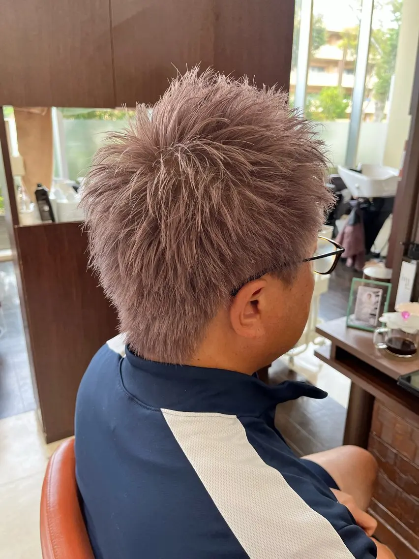 ショート パーマ メンズ スパイキーショート ラベンダーベージュ ショートヘア 🧊メンズ特化🧊 高木航希のヘアスタイル
