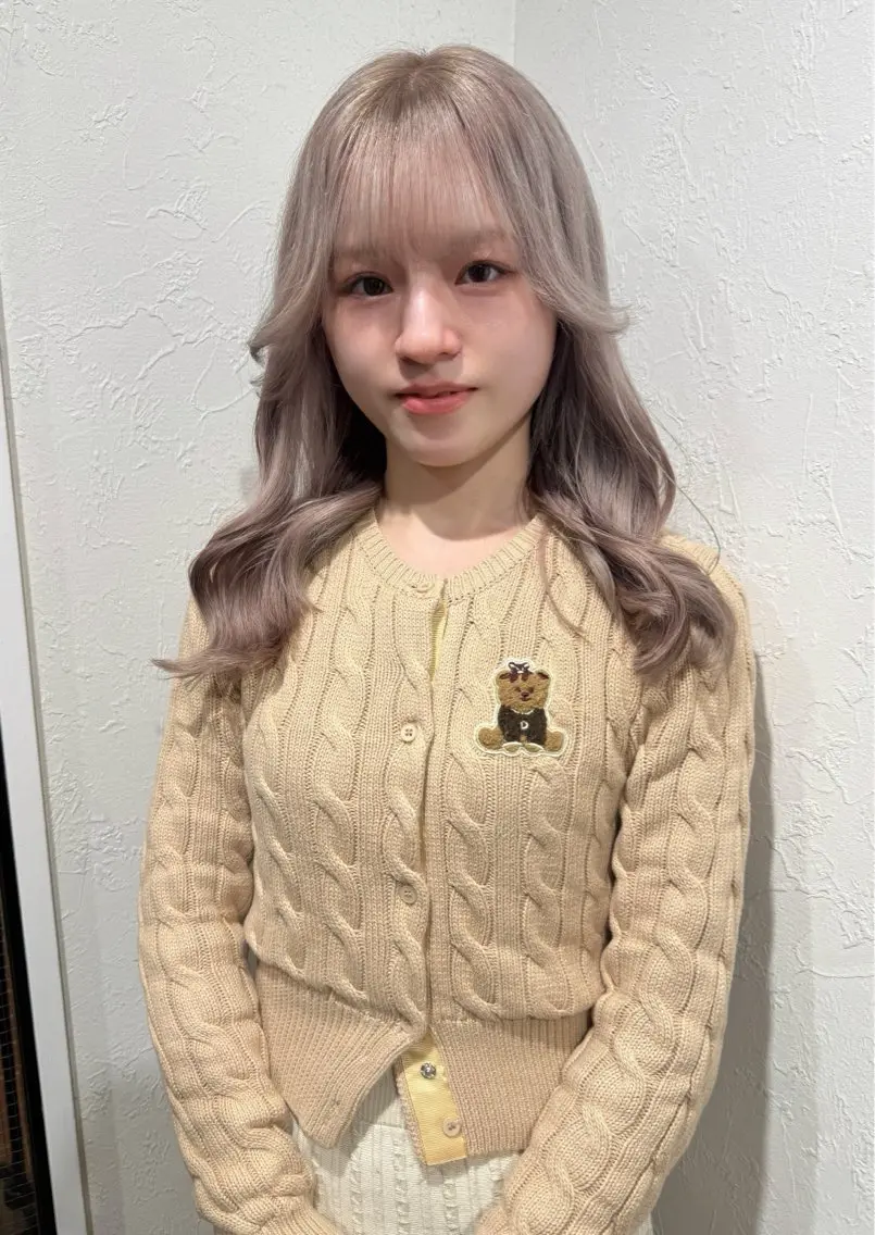 ロング カラー カット ヘアカラー ハイトーン/レイヤー /艶カラー🎀のヘアスタイル
