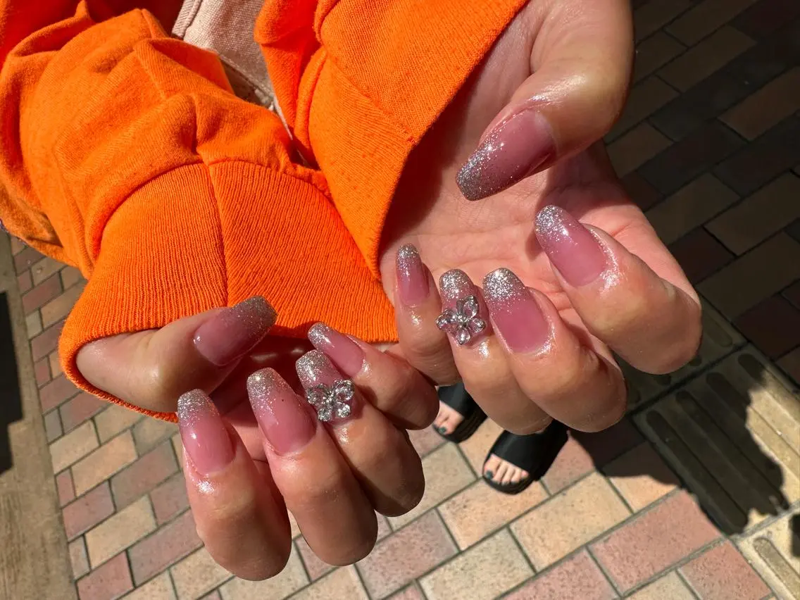 ネイル フラッシュネイル キラキラネイル nailsalon ∞ ﾐｶﾅﾙ ∞のネイルデザイン