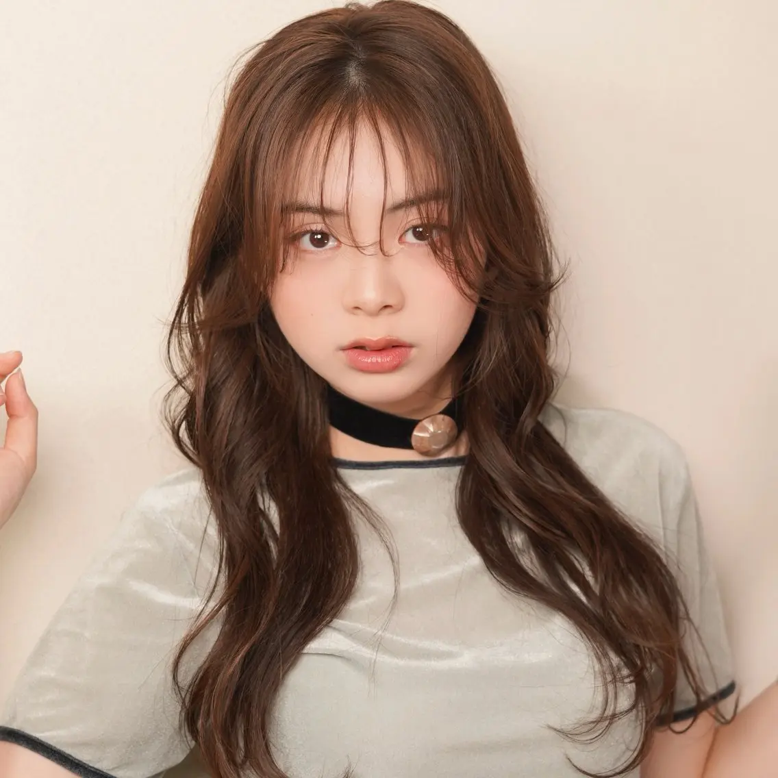ロング カラー ベージュカラー ブリーチ 透明感カラー ブリーチなしカラー カット ヘアカラー トリートメント 銀座／柔らかベージュ 似合せカット／ハルトのヘアスタイル