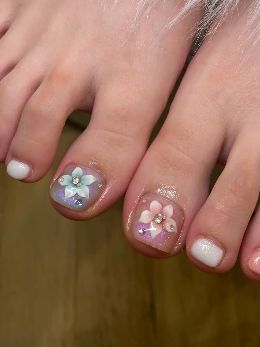 ネイル SunnyRoa aguri ୨୧˖*のネイルデザイン