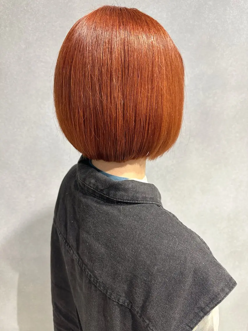 ショート カラー ブリーチ ヘアカラー 唐澤 千尋のヘアスタイル