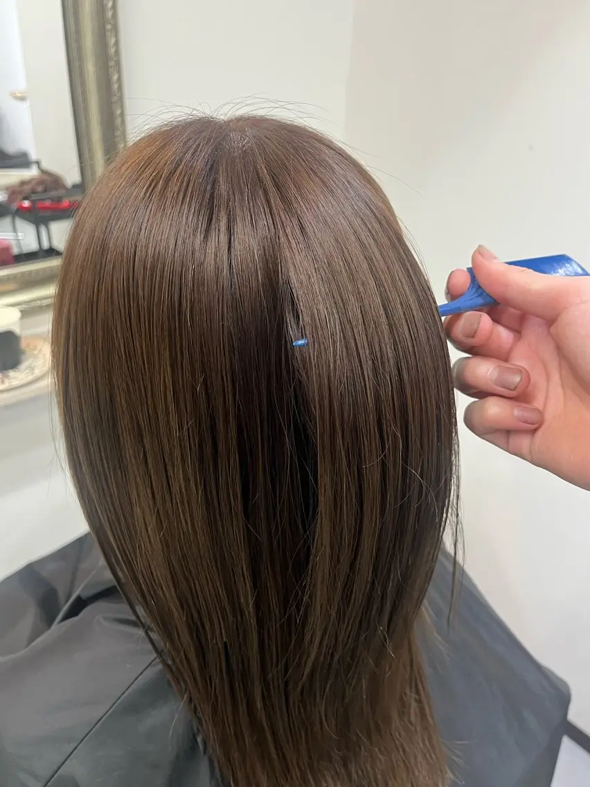 ミディアム カラー グレージュ ayame リクのヘアスタイル