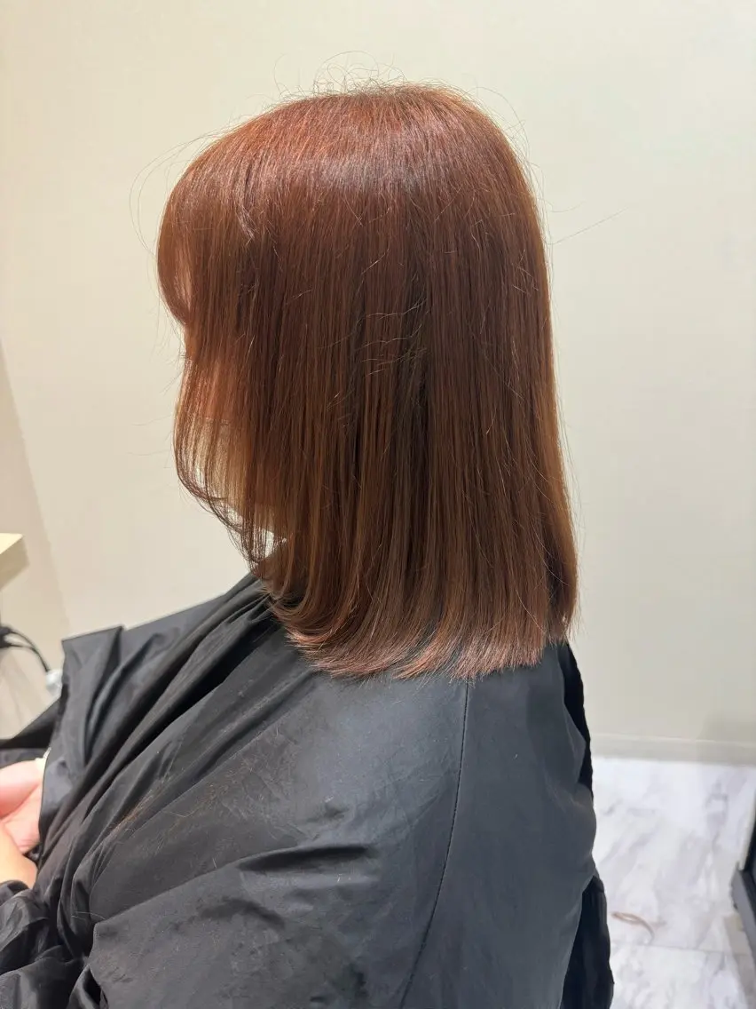 ミディアム 顔まわりレイヤー 顔周りカット レイヤーカット 丹野 圭太のヘアスタイル