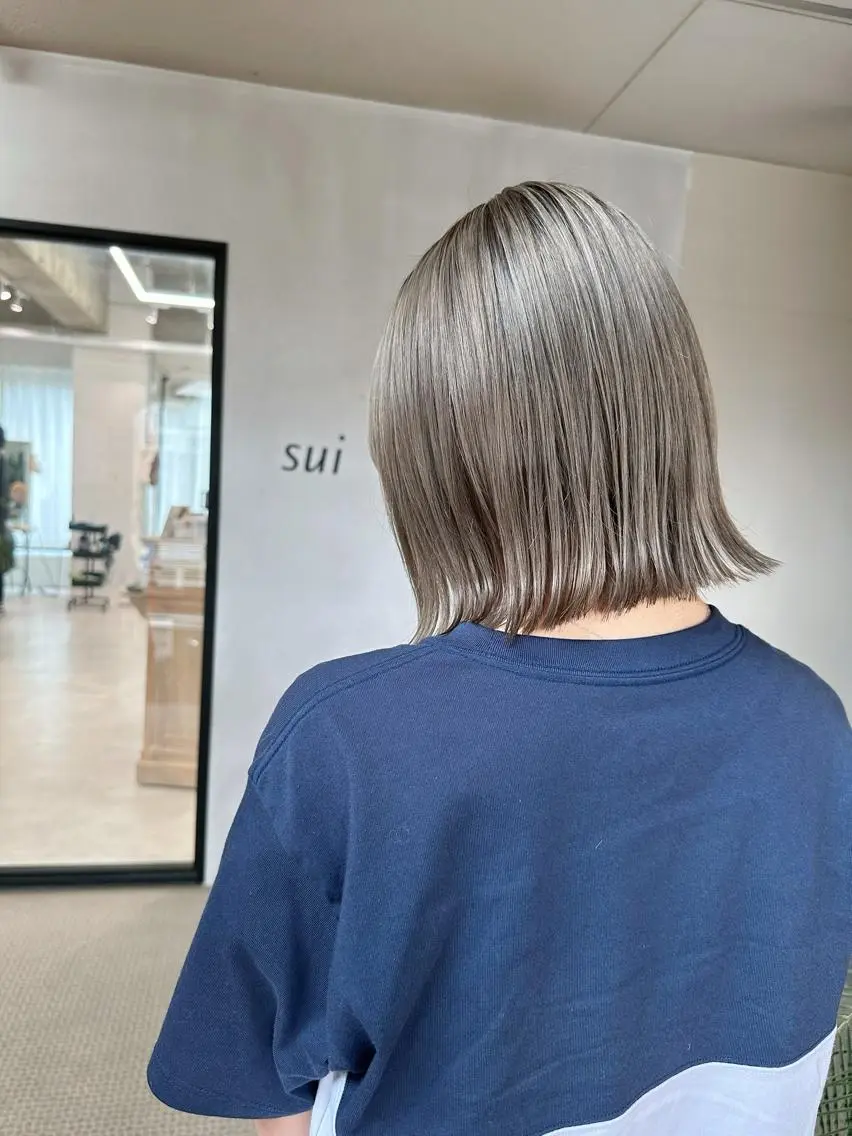 ケアブリーチ+トリートメントの写真