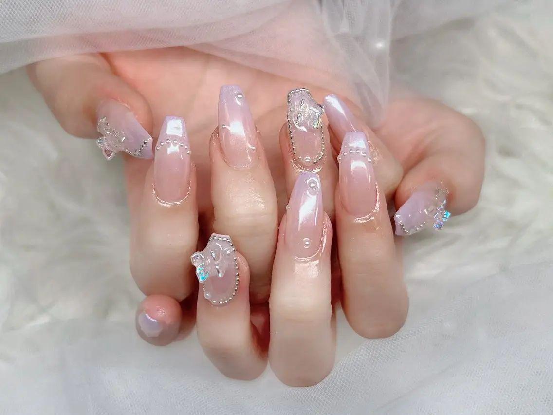 ネイル チークネイル ドット フレンチネイル グラデーション 韓国ネイル ハンドネイル Kei Nail Shibuyaのネイルデザイン