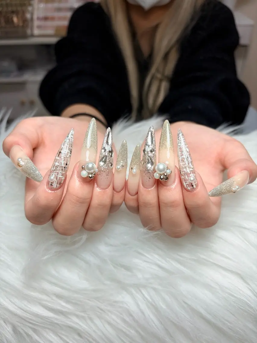 ネイル アートネイル 長さ出し ジェルネイル マグネットネイル ニュアンスネイル ハンドネイル Cloudy Chan Nailのネイルデザイン