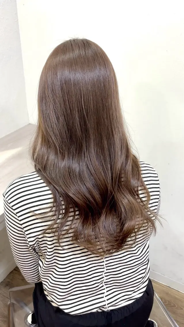 ロング カラー ベージュカラー ブリーチ ブラウンカラー 透明感カラー ダブルカラー ブリーチなしベージュ 特化 松村 茶屋町のヘアスタイル