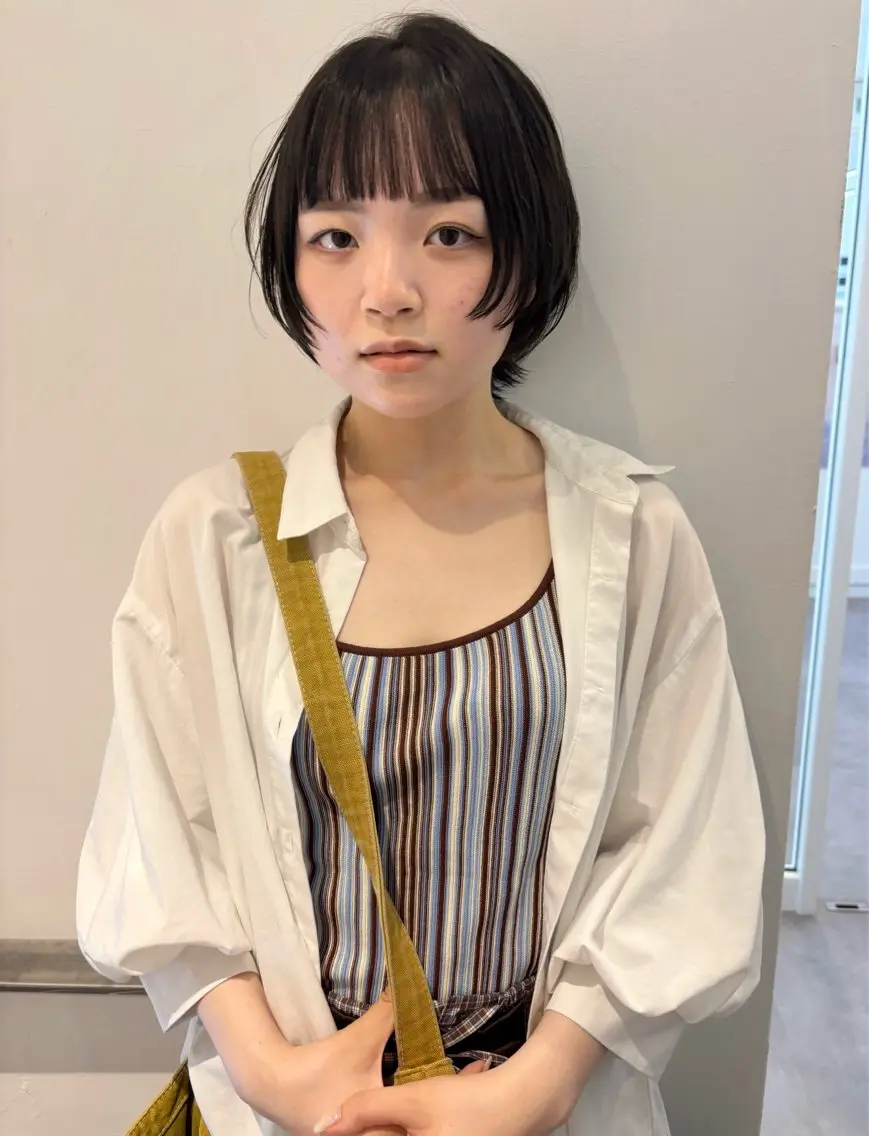 ショート カット 鍋嶋 涼香のヘアスタイル